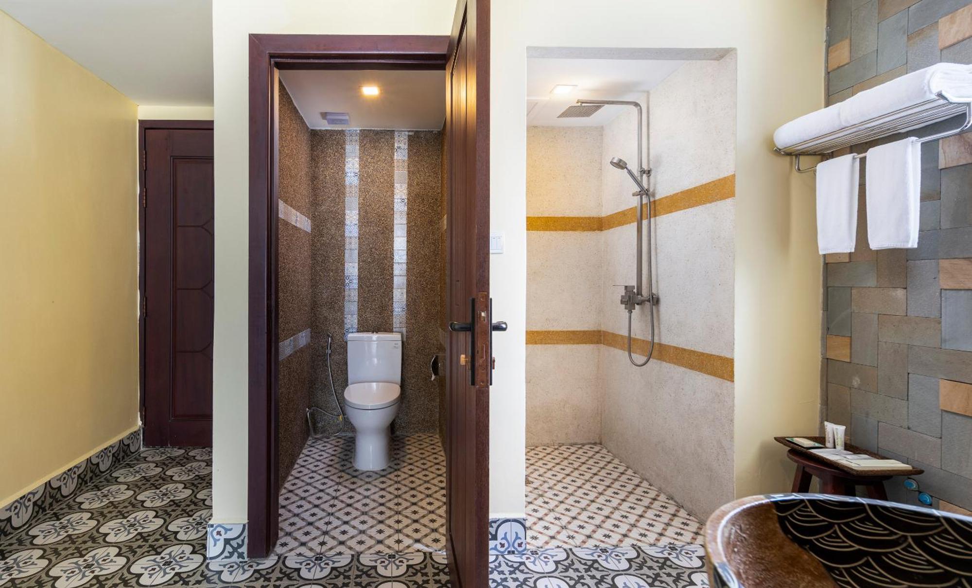 Arison Hotel Phnom-Penh Buitenkant foto