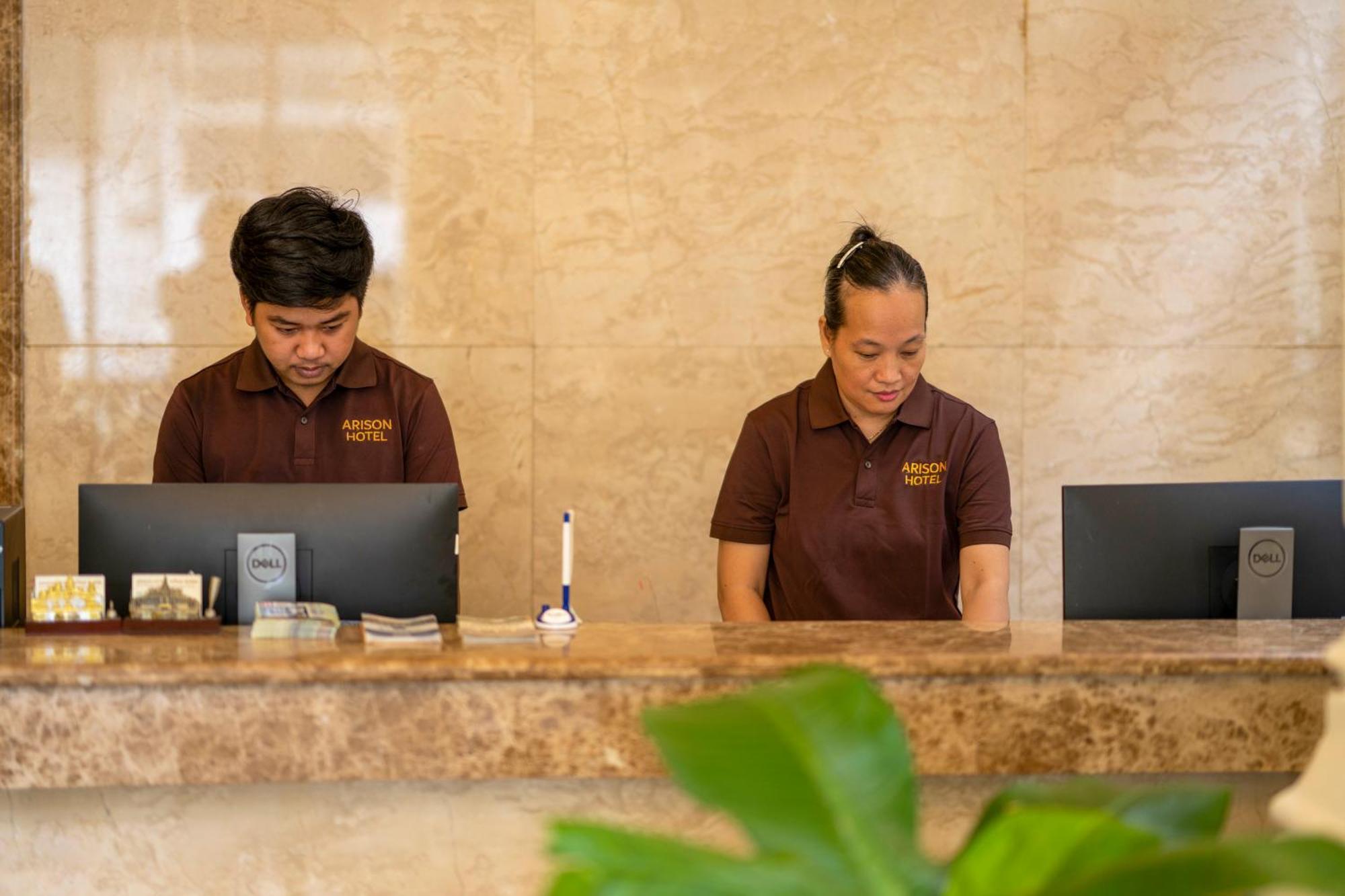 Arison Hotel Phnom-Penh Buitenkant foto
