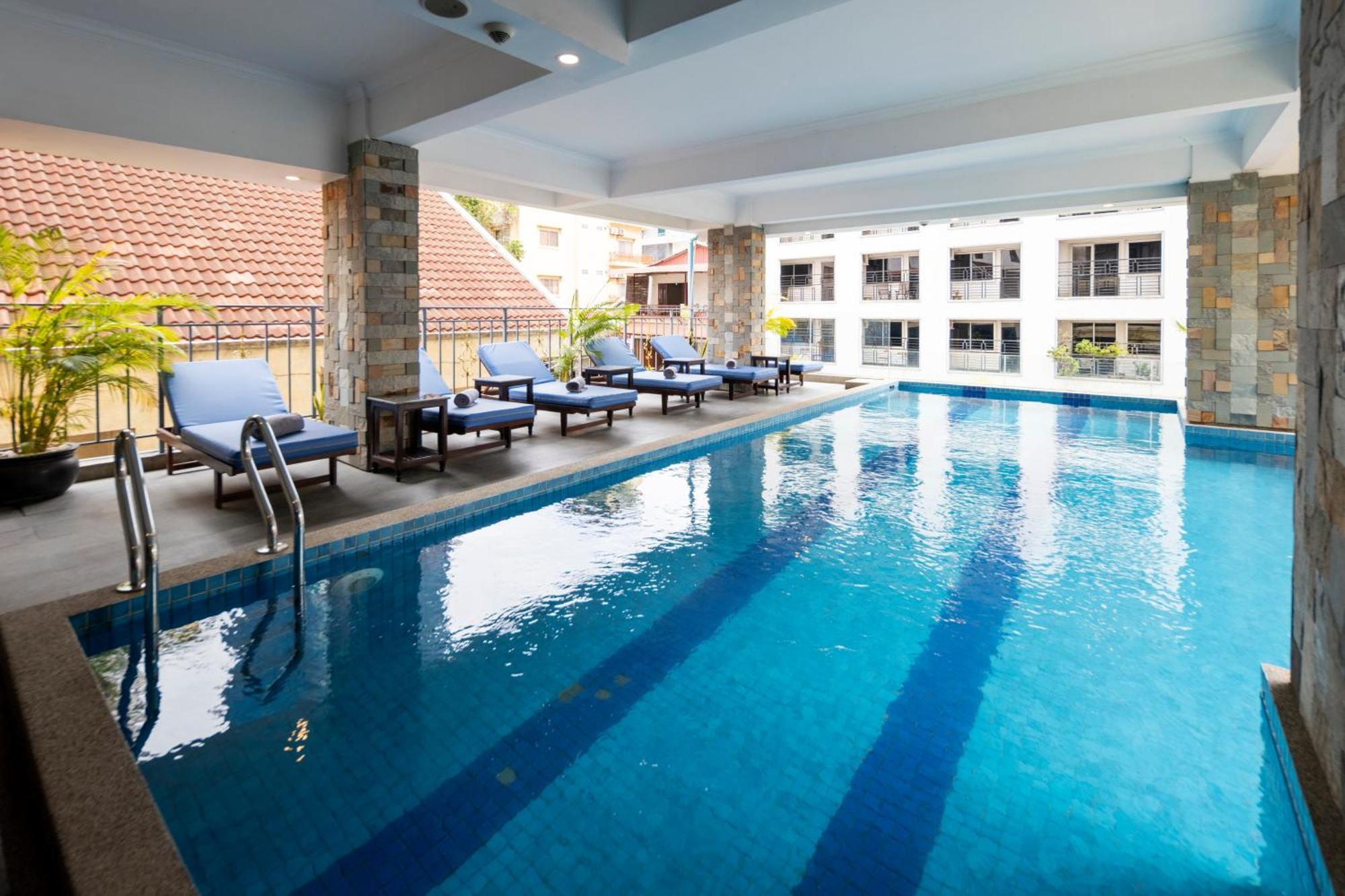 Arison Hotel Phnom-Penh Buitenkant foto