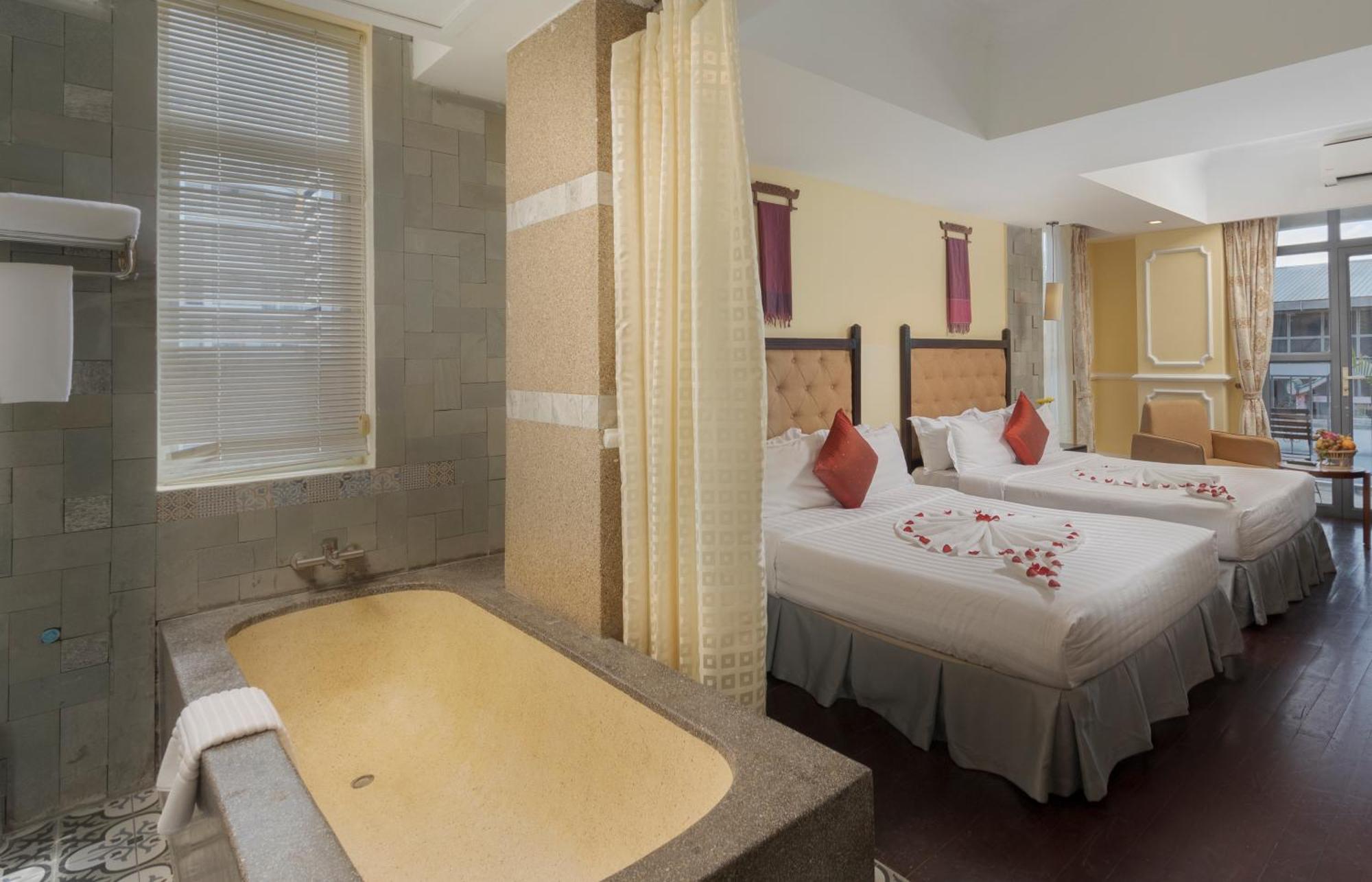 Arison Hotel Phnom-Penh Buitenkant foto